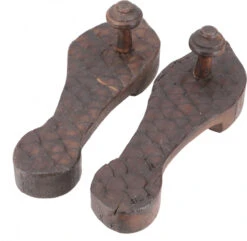 Indische Paduka Sandalen, Antike Holzsandalen, Dekoojekt Holzschuh - Modell 8 - 8x24x9 Cm