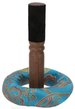 Handgearbeitete Gravierte Klangschale Mit Klöppel &amp; Kissen - Ø 11 Cm Modell 14 -Deko Haus Store 11245 11 2133 1359klangschale 46