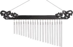 Aluminium Klangspiel, Exotisches Windspiel Mit Schnitzerei - Variante 3 - 27x45x2 Cm